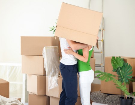 Safe and professional removal van Barnet moving process